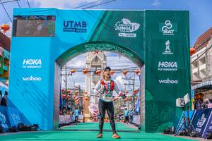 BIB: 5017
                            <button type="button" onclick="openModal(21772951)" class="btn btn-primary btn-sm float-right btn-popup" data-toggle="modal" data-target=".modal-high-quality">
                        <i class="fas fa-shopping-cart"></i> Add to Cart
                    </button>
                                            <button type="button" onclick="isThisMe(21772951, true)" class="btn btn-success btn-sm float-right btn-popup btn-isme hidden" data-toggle="tooltip" data-placement="bottom" title="นี่คือรูปของคุณใช่ไหม คลิกที่นี่เพื่อเอาเข้าอัลบั้ม">
                        <i class="fas fa-plus"></i> Add to album
                    </button>
                    <button type="button" onclick="isThisMe(21772951, false)" class="btn btn-warning btn-sm float-right btn-popup btn-isnotme hidden">
                        <i class="fas fa-ban"></i> Remove from album
                    </button>